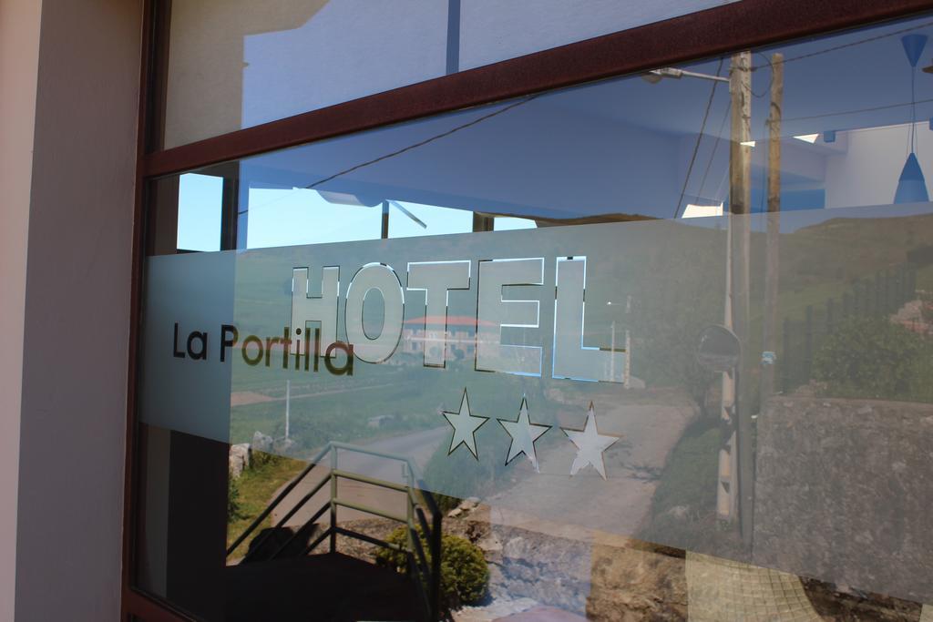 Hotel La Portilla Ньембро Экстерьер фото